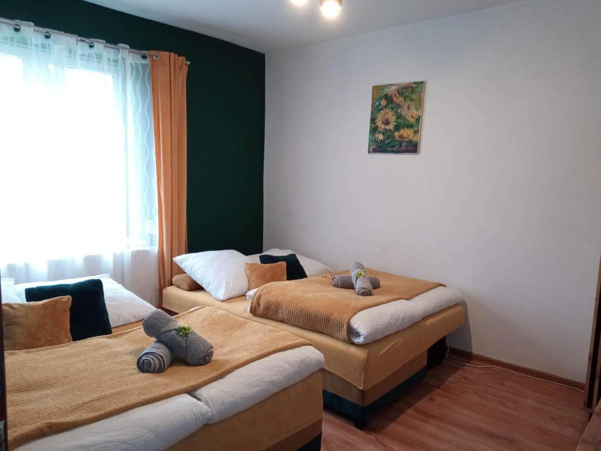 Na Wiejskiej Ferienhaus *