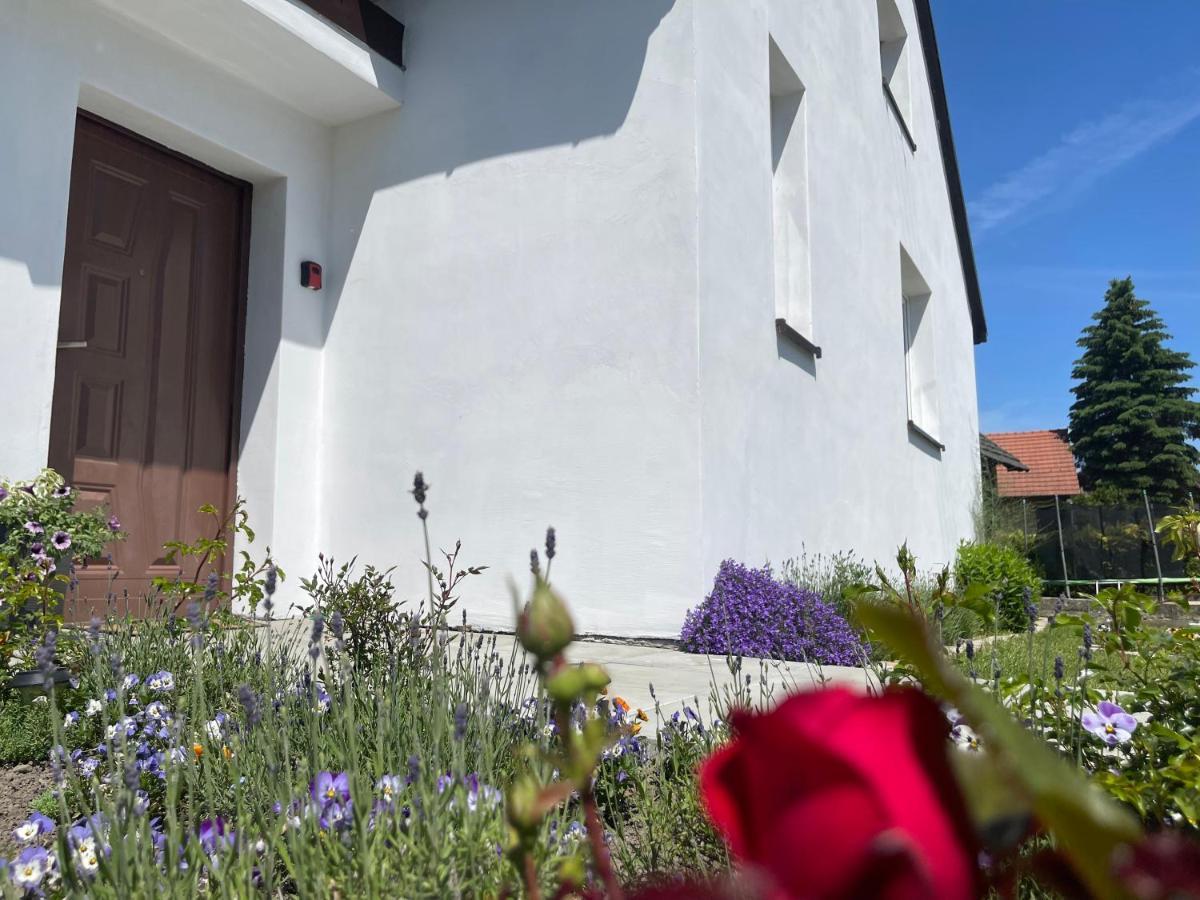 Na Wiejskiej Ferienhaus Zator